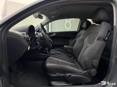 Audi A1 10 TFSI 95cv ULTRA AMBITION LUXE S-TRONIC / CLIMATISATION / FEUX AUTO / GARANTIE   - 10