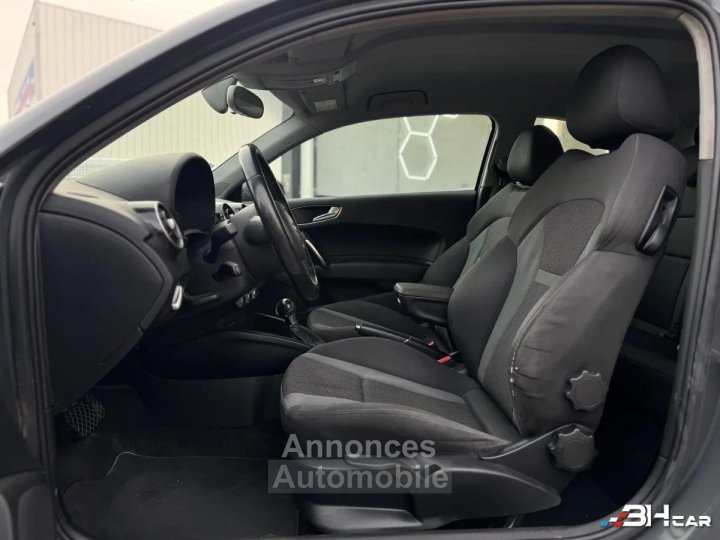 Audi A1 10 TFSI 95cv ULTRA AMBITION LUXE S-TRONIC / CLIMATISATION / FEUX AUTO / GARANTIE - 10