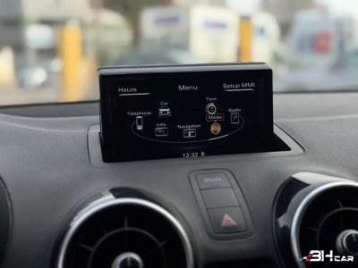 Audi A1 10 TFSI 95cv ULTRA AMBITION LUXE S-TRONIC / CLIMATISATION / FEUX AUTO / GARANTIE   - 13