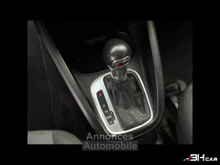 Audi A1 10 TFSI 95cv ULTRA AMBITION LUXE S-TRONIC / CLIMATISATION / FEUX AUTO / GARANTIE - 15