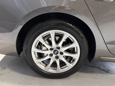 Audi A4 Avant 30 TDI 136 S tronic Business line TVA / 1 ere main   - 25