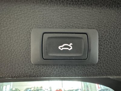 Audi Q3 45 TFSIe 245 ch S tronic 6 S line   - 8