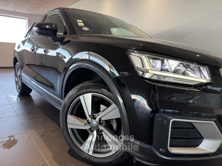 Audi Q2 35 TFSI COD 150 S tronic 7 Design Luxe - 24