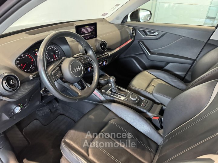 Audi Q2 35 TFSI COD 150 S tronic 7 Design Luxe - 27