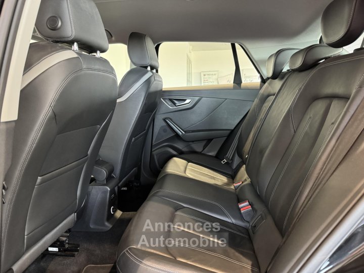 Audi Q2 35 TFSI COD 150 S tronic 7 Design Luxe - 33
