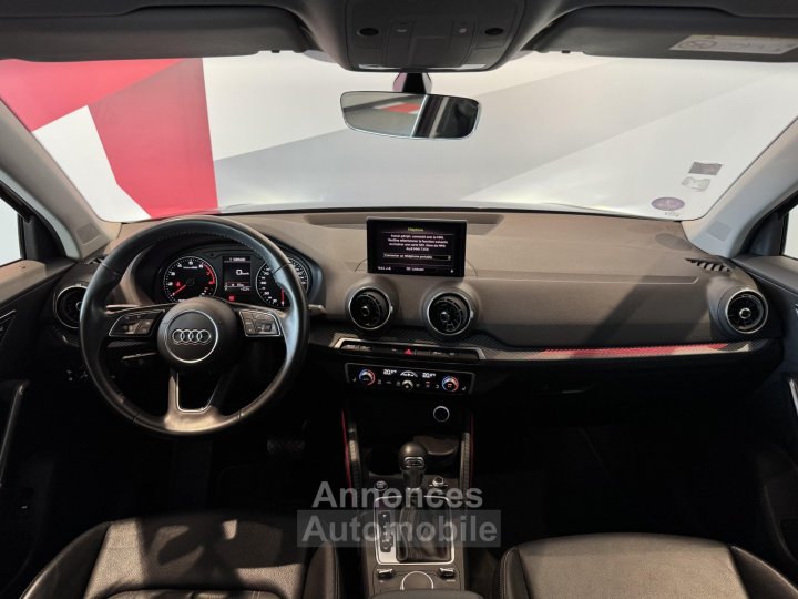 Audi Q2 35 TFSI COD 150 S tronic 7 Design Luxe - 39