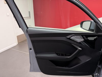 Audi A1 Sportback 25 TFSI 95 ch S tronic 7 Design   - 11