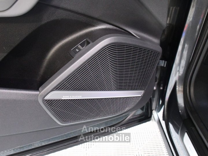 Audi Q5 S-Line 40 TDI 204 Quattro S-Tronic GPS Virtual ACC Offroad Bang Olufsen TO Hayon Lane Lumi&egrave;re D&rsquo;Ambiance JA 20 - 18