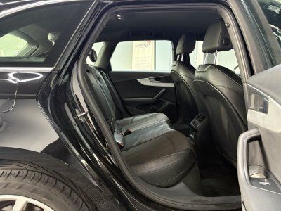 Audi A4 Avant 4 Avant (8W5) 20 TDi S-Tronic7 190 CV   - 20