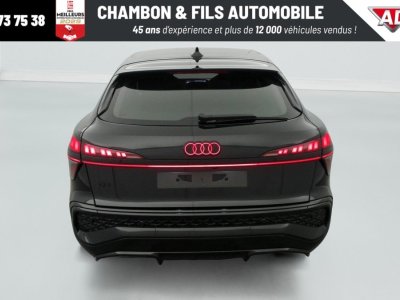 Audi Q3 Sportback HYBRIDE E-HYBRID 272 CH S tronic 6 S line   - 6