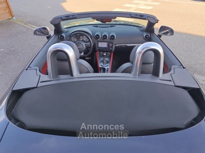 Audi TTS II Roadster 20 TFSi Quattro S Tronic 272 cv BVA - 9