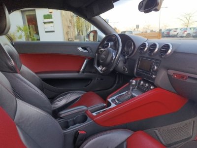 Audi TTS II Roadster 20 TFSi Quattro S Tronic 272 cv BVA   - 15