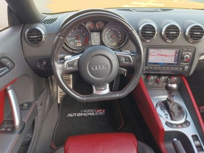 Audi TTS II Roadster 20 TFSi Quattro S Tronic 272 cv BVA   - 24