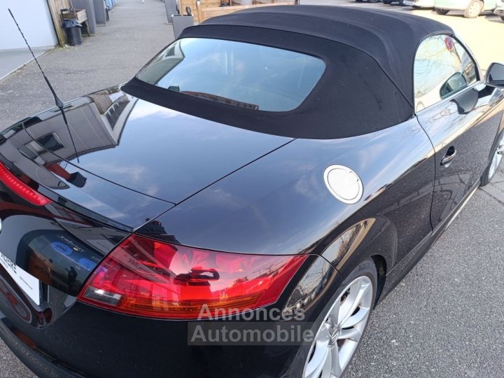 Audi TTS II Roadster 20 TFSi Quattro S Tronic 272 cv BVA - 29