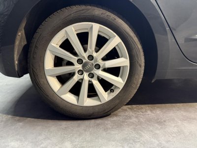 Audi A1 Sportback 10 30 TFSI 116CH STronic 2019 Business line A 1 Garantie 12 mois   - 7