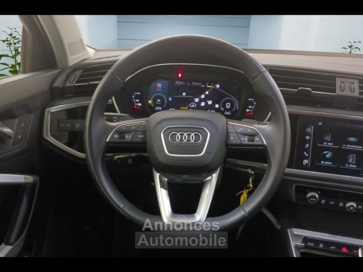 Audi Q3 45 TFSI e 245ch Business line S tronic 6 - 9