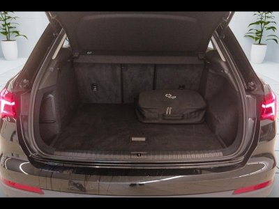 Audi Q3 45 TFSI e 245ch Business line S tronic 6   - 14