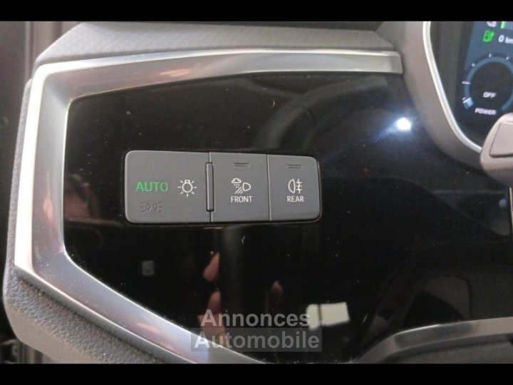 Audi Q3 45 TFSI e 245ch Business line S tronic 6 - 18