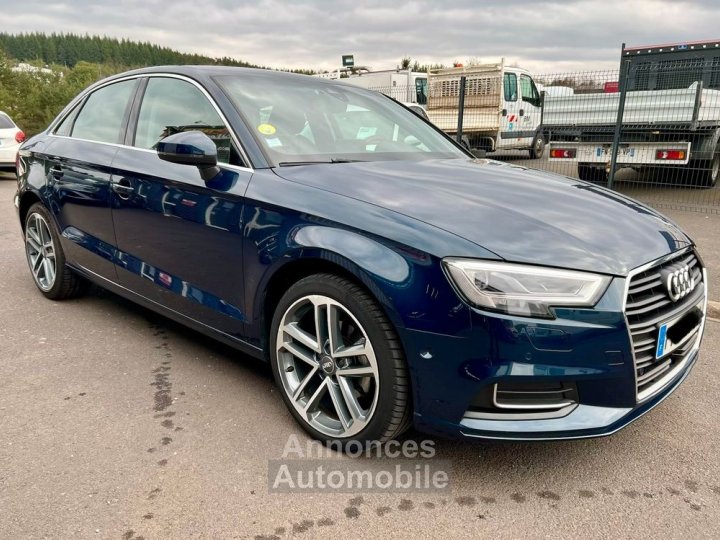 Audi A3 Berline 30 TDI 116 ch Design Luxe - 2