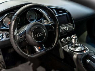 Audi R8 V8 S-Tronic (Type 422) - Spicy Motor   - 32