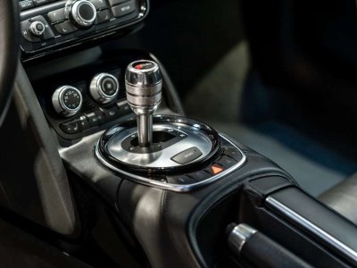 Audi R8 V8 S-Tronic (Type 422) - Spicy Motor   - 34