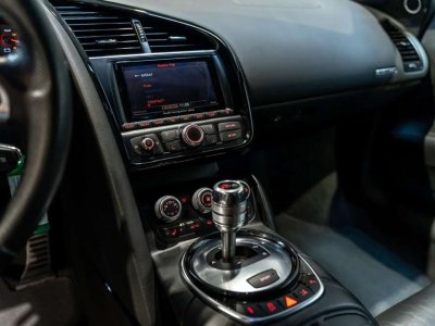 Audi R8 V8 S-Tronic (Type 422) - Spicy Motor   - 35