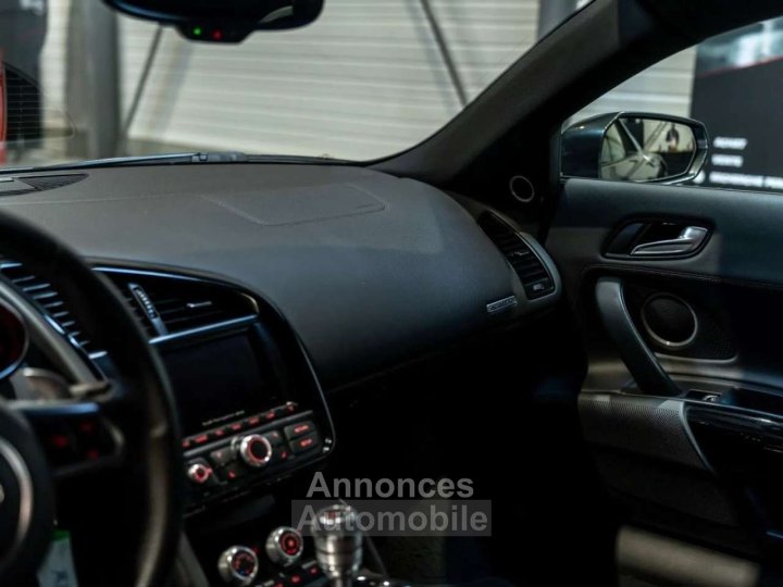 Audi R8 V8 S-Tronic (Type 422) - Spicy Motor - 40