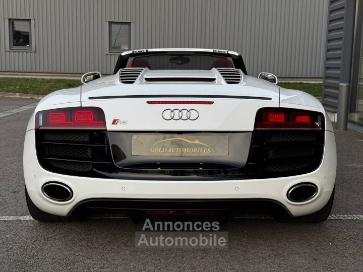 Audi R8  52 V10 FSI 525ch R tronic 6 - 9