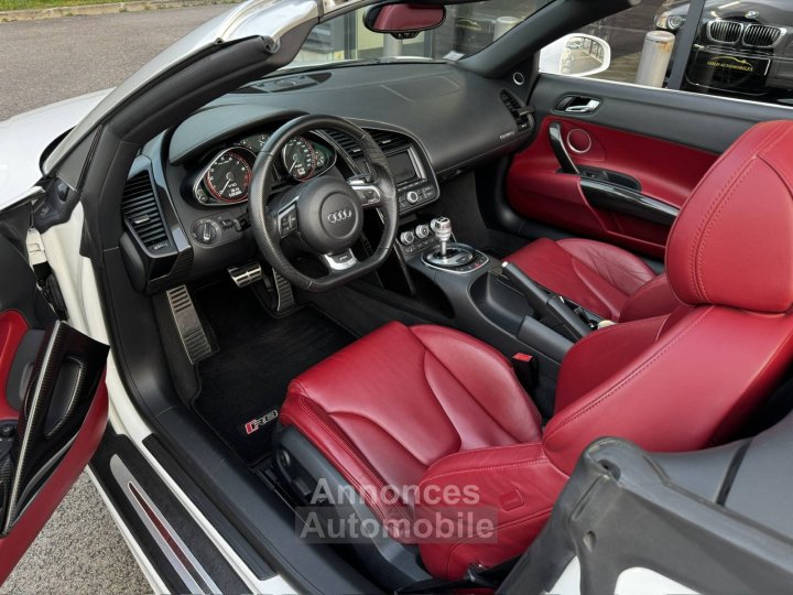 Audi R8  52 V10 FSI 525ch R tronic 6 - 17