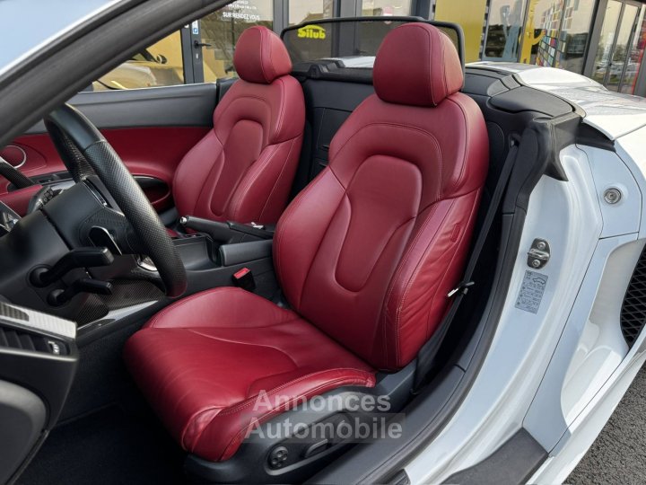 Audi R8  52 V10 FSI 525ch R tronic 6 - 19