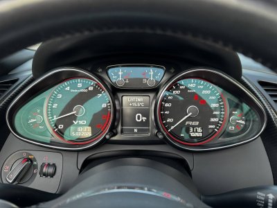 Audi R8  52 V10 FSI 525ch R tronic 6   - 25