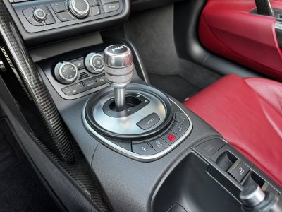 Audi R8  52 V10 FSI 525ch R tronic 6   - 30