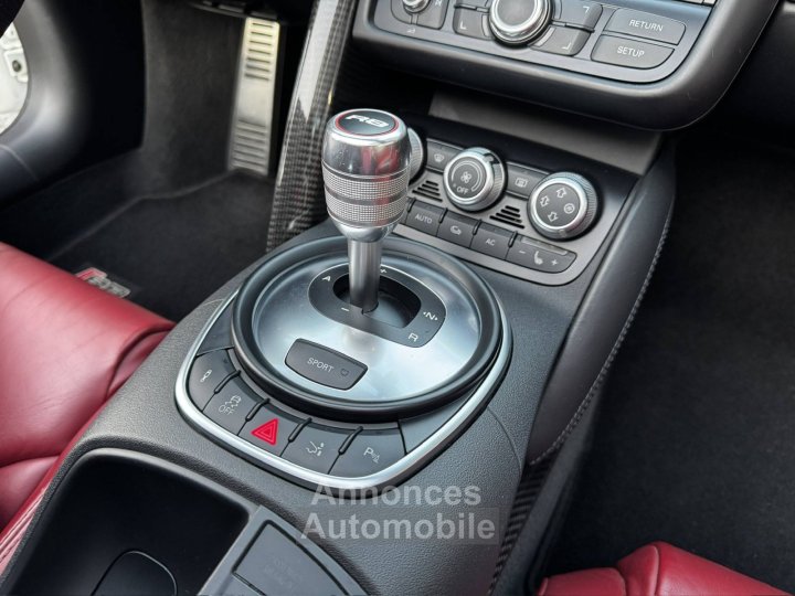 Audi R8  52 V10 FSI 525ch R tronic 6 - 31