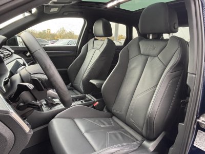 Audi Q3 35 TFSI 150 ch S tronic 7 S line plus   - 10