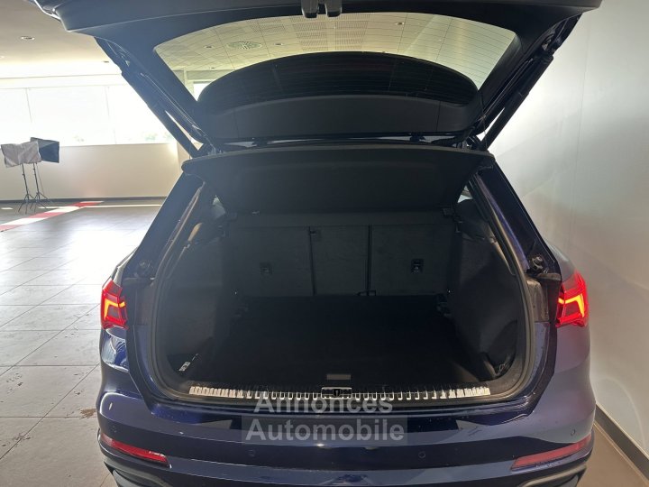 Audi Q3 35 TFSI 150 ch S tronic 7 S line - 40