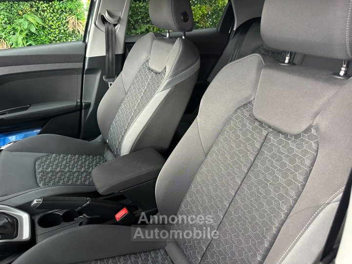 Audi A1 Sportback ADVANCED 116 ch 30 TFSi S tronic 7 - Apple CarPlay / Android Auto - 17