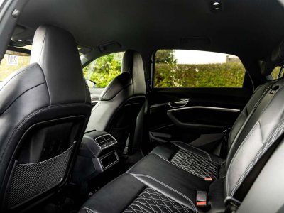 Audi e-tron 55 Sportback   - 8