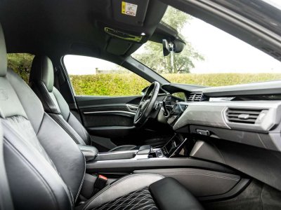 Audi e-tron 55 Sportback   - 20