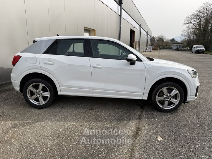 Audi Q2 30 TFSI 116 SPORT S-TRONIC 7 - 4
