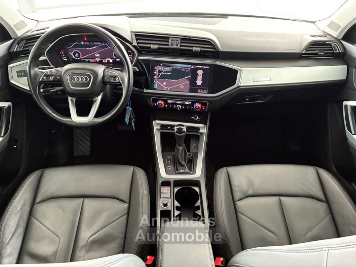 Audi Q3 15TFSI SPORT-1ERPRO-COCKPIT-CARPLAY-CUIR-ATTELAGE - 24