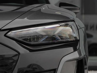 Audi e-tron GT RS Ceramic Brakes B&O Massage CoolingSeats Pano - 3