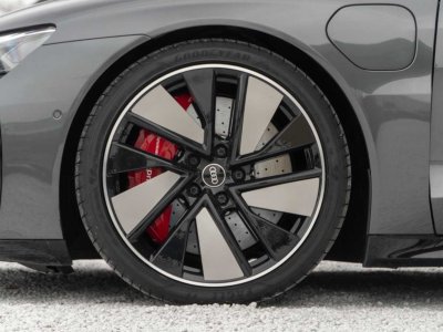 Audi e-tron GT RS Ceramic Brakes B&O Massage CoolingSeats Pano - 8