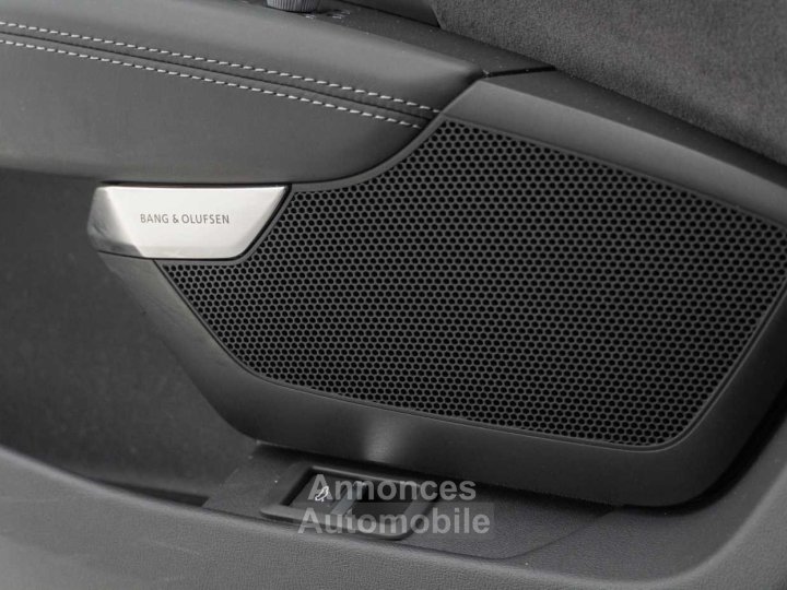Audi e-tron GT RS Ceramic Brakes B&O Massage CoolingSeats Pano - 20
