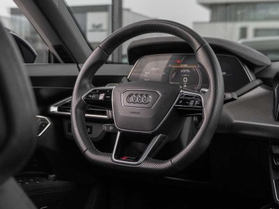 Audi e-tron GT RS Ceramic Brakes B&O Massage CoolingSeats Pano - 21