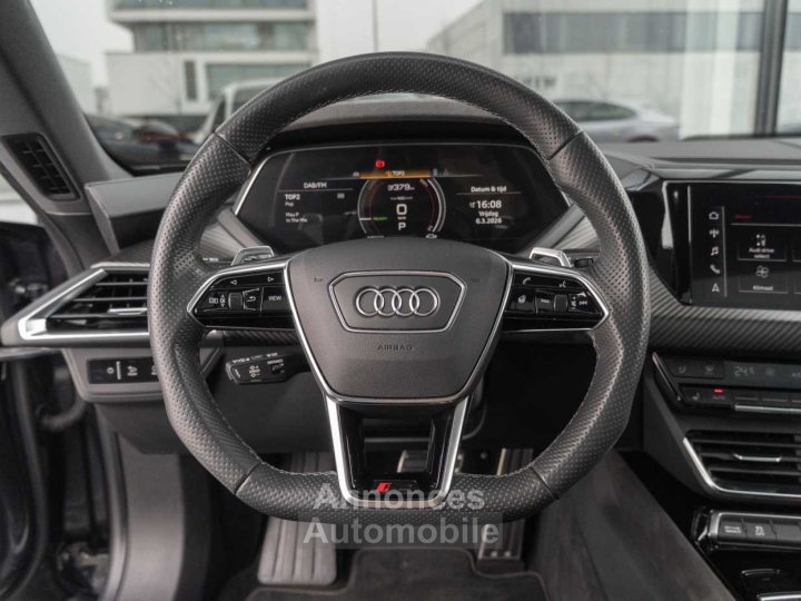 Audi e-tron GT RS Ceramic Brakes B&O Massage CoolingSeats Pano - 22