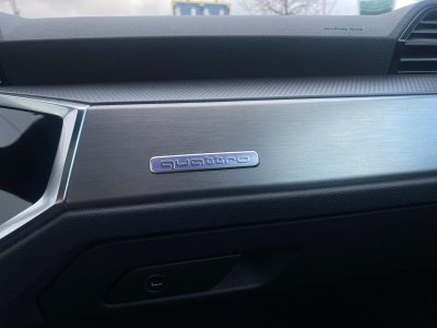 Audi Q3 Quattro 20 45 TFSI - 230 - BV S-tronic S Line   - 23