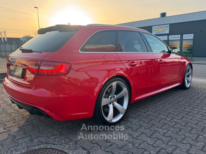 Audi RS4 AVANT V8 42 FSI 450 QUATTRO S-TRONIC &ndash; TOIT PANO BANG & OLUFSEN SUIVI - 4