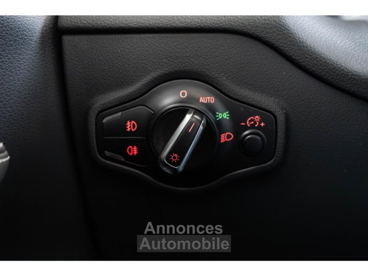 Audi SQ5 Quattro 30 V6 BiTDI 313 Tiptronic S - 29