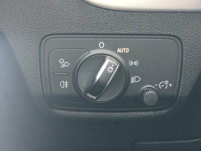 Audi Q2 35 TDI 150 S tronic 7 S line   - 10