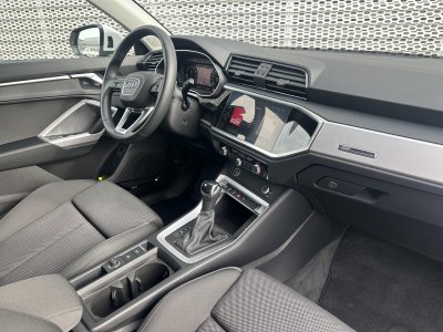 Audi Q3 35 TFSI 150 ch S tronic 7 Business Executive   - 7